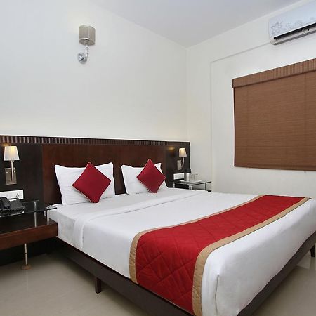 Hotel Amshi International Bangalore Exterior foto